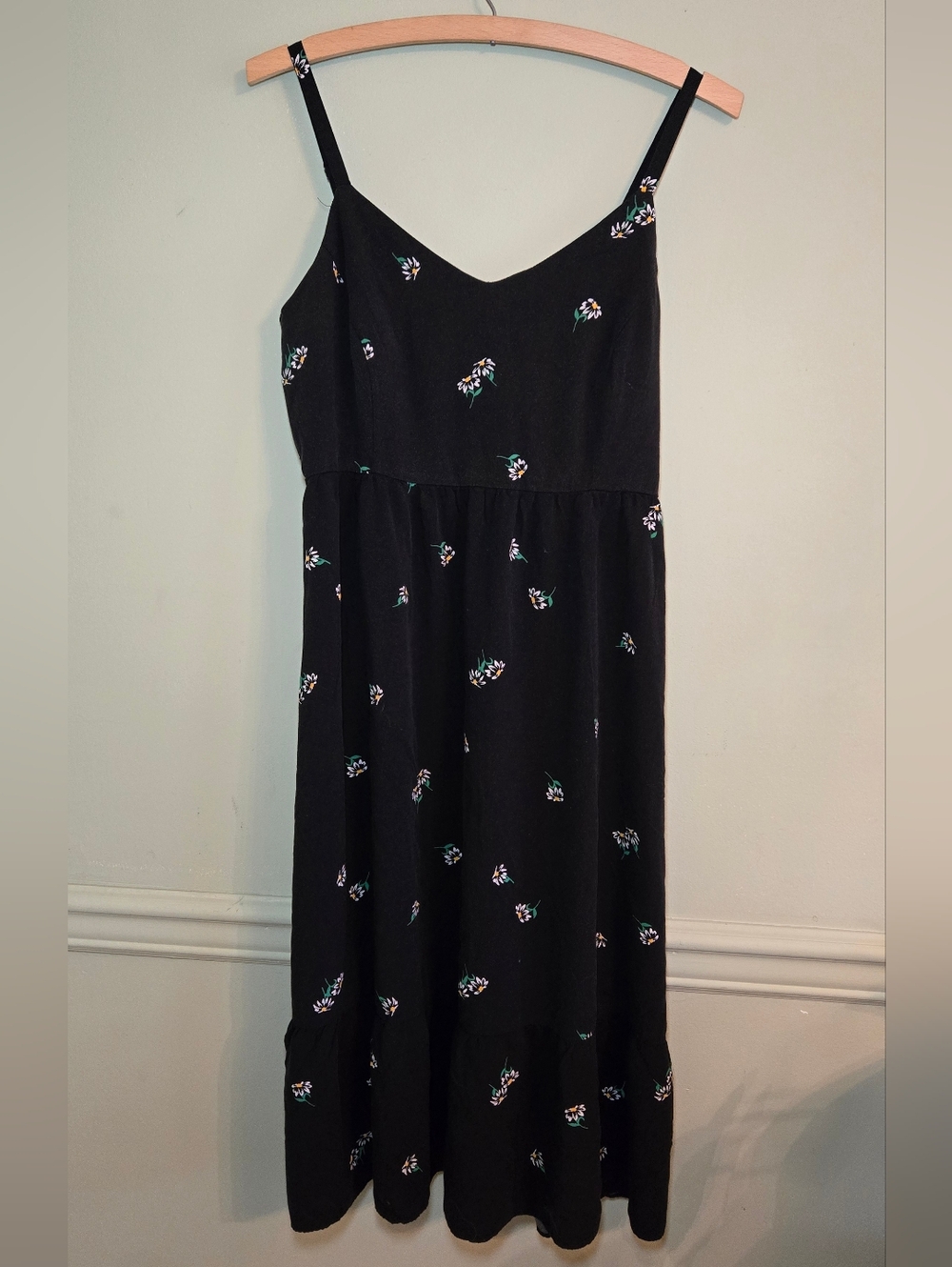 Black Floral Daisy Spaghetti-Strap Midi Dress Medium